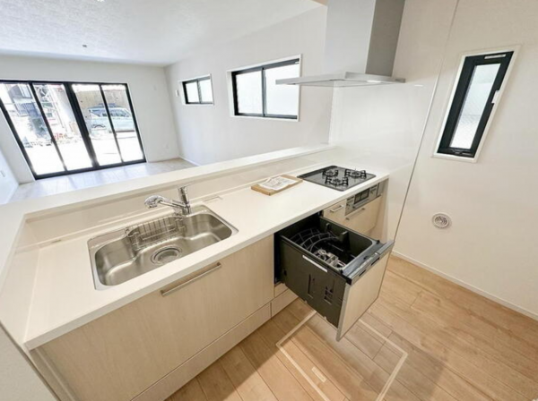 八王子市本町、新築一戸建ての画像です