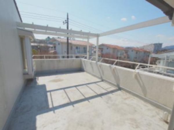 八王子市寺田町、マンションの画像です