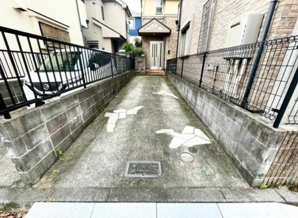 八王子市小比企町、中古一戸建ての画像です