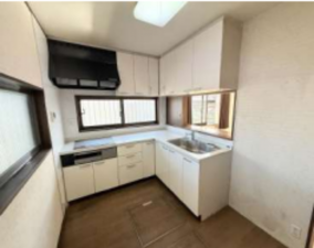 八王子市石川町、中古一戸建ての画像です