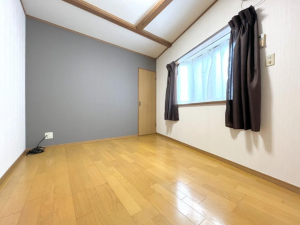 八王子市泉町、中古一戸建ての画像です