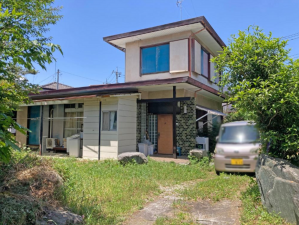 八王子市泉町、中古一戸建ての画像です