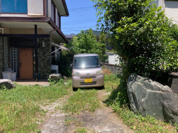 八王子市泉町、中古一戸建ての画像です