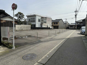小矢部市津沢、土地の外観画像です