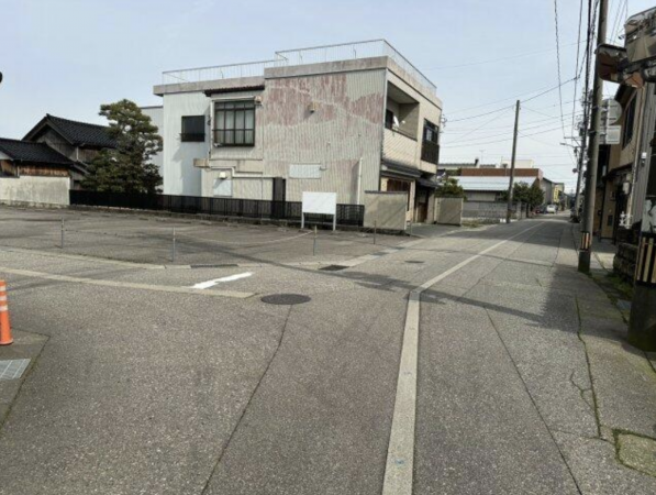 小矢部市津沢、土地の外観画像です