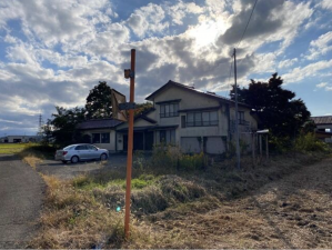 小矢部市金屋本江、土地の外観画像です