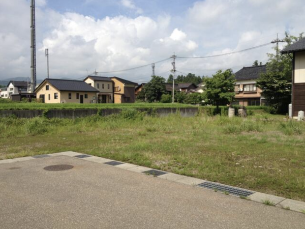 南砺市城端、土地の外観画像です