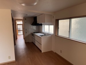 南砺市、中古一戸建てのキッチン画像です