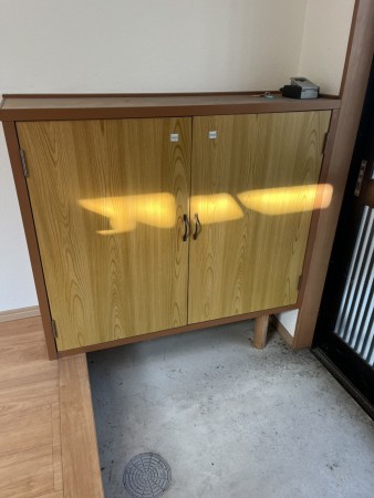 南砺市、中古一戸建ての玄関画像です