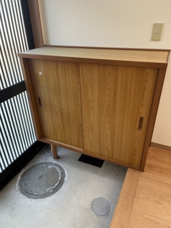 南砺市、中古一戸建ての玄関画像です