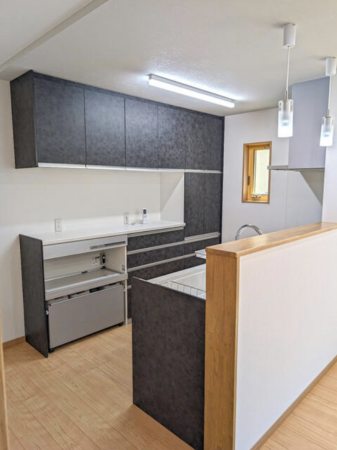砺波市太郎丸、新築一戸建てのキッチン画像です