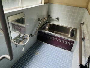 砺波市本町、中古一戸建ての風呂画像です