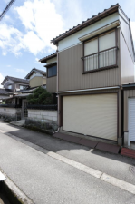 南砺市八塚、中古一戸建ての外観画像です