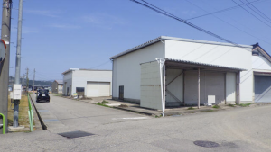 小矢部市赤倉、収益物件/倉庫の外観画像です