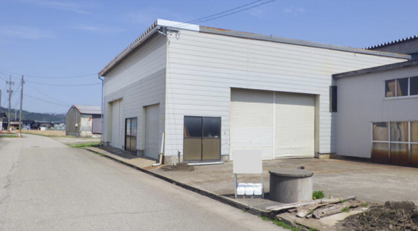小矢部市赤倉、収益物件/倉庫の外観画像です