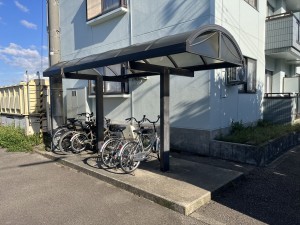 小矢部市芹川、収益物件/マンションの外観画像です