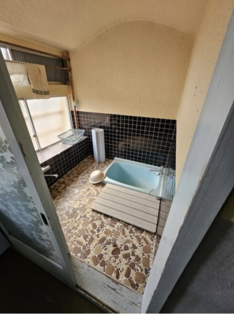 南砺市岩屋、中古一戸建ての風呂画像です