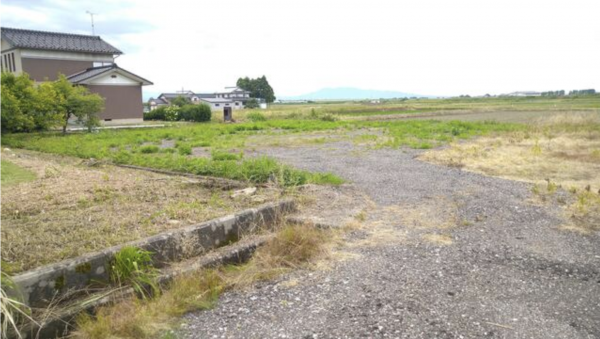 砺波市宮森、土地の外観画像です
