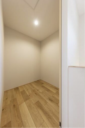 砺波市杉木、中古一戸建ての収納画像です