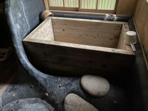 砺波市頼成、中古一戸建ての風呂画像です