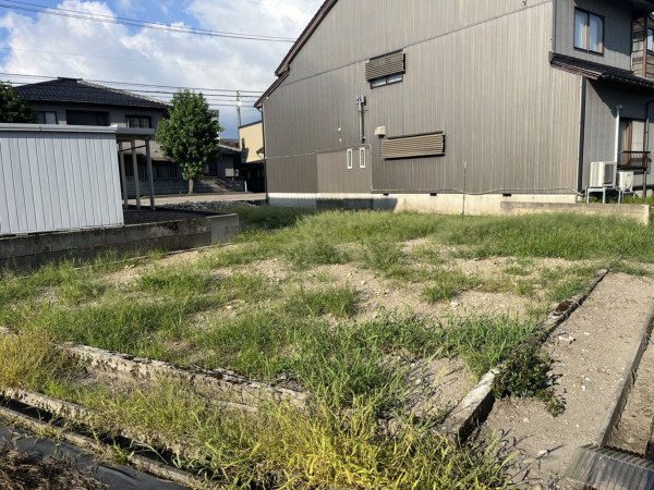 南砺市柴田屋、土地の外観画像です