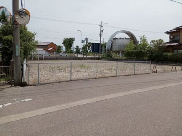 砺波市豊町、土地の外観画像です