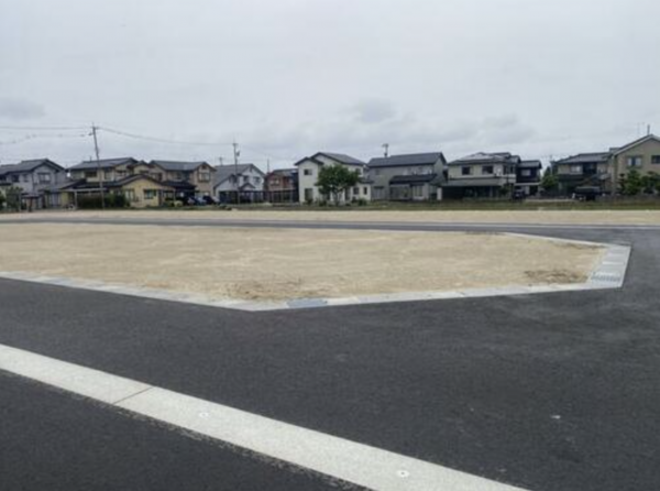 砺波市宮村、土地の外観画像です