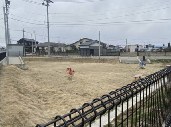 砺波市石丸、土地の外観画像です