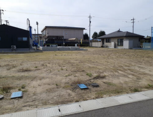 砺波市矢木、新築一戸建ての外観画像です