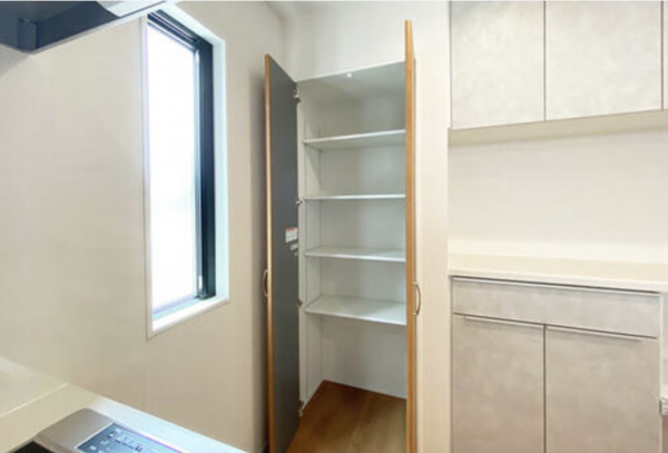 砺波市矢木、新築一戸建てのキッチン画像です