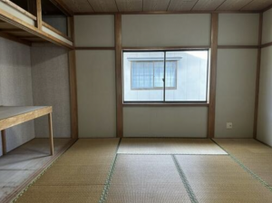 砺波市柳瀬、中古一戸建ての内装画像です