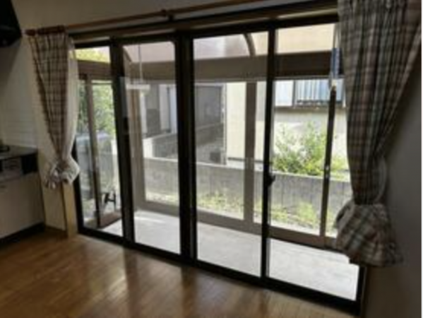 砺波市柳瀬、中古一戸建ての内装画像です