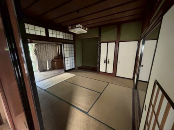 南砺市、中古一戸建ての内装画像です