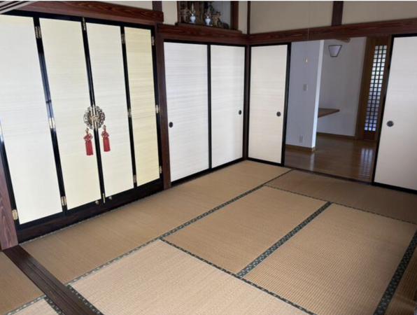 砺波市太郎丸、中古一戸建ての内装画像です