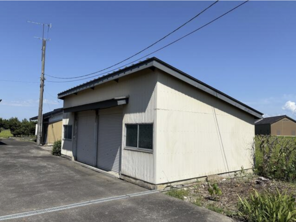 砺波市太郎丸、中古一戸建ての外観画像です