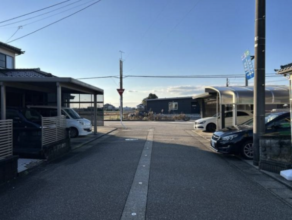 砺波市秋元、中古一戸建ての周辺画像画像です