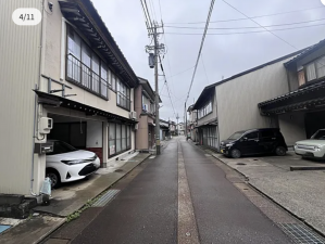 小矢部市東福町、中古一戸建ての外観画像です
