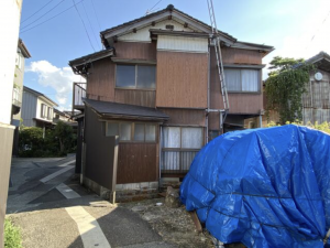 南砺市、中古一戸建ての外観画像です