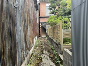 小矢部市西福町、中古一戸建ての外観画像です