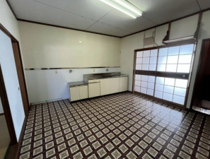 小矢部市西福町、中古一戸建てのキッチン画像です