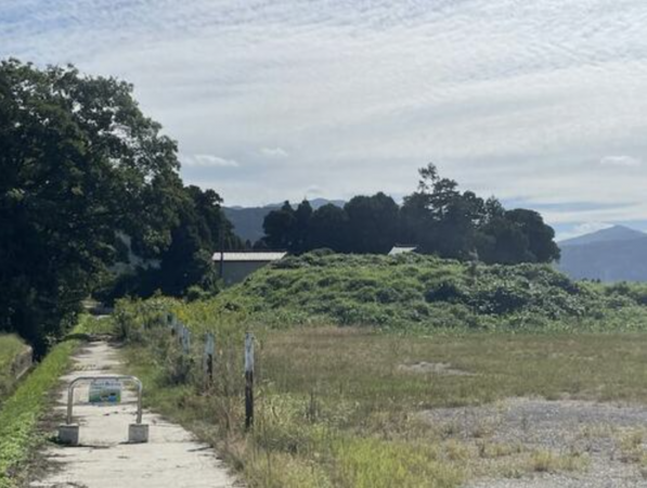 砺波市中野、土地の外観画像です