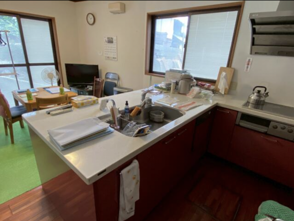 砺波市庄川町、中古一戸建てのキッチン画像です