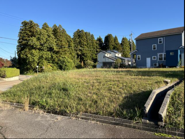 小矢部市埴生、土地の外観画像です