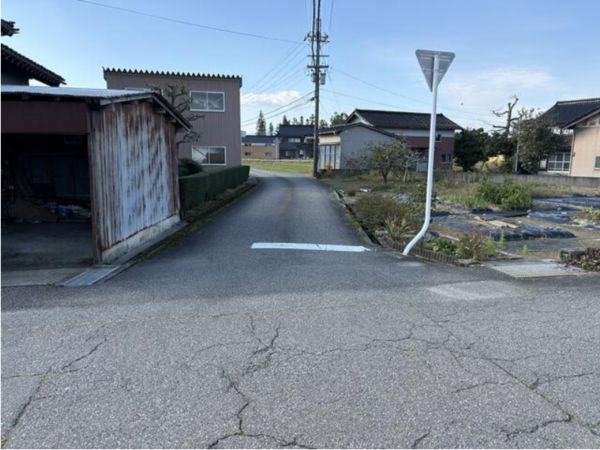 砺波市苗加、土地の外観画像です