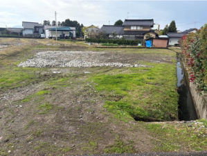 砺波市鷹栖、土地の外観画像です
