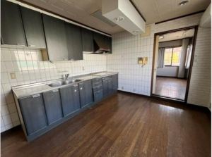 小矢部市石動町、中古一戸建てのキッチン画像です