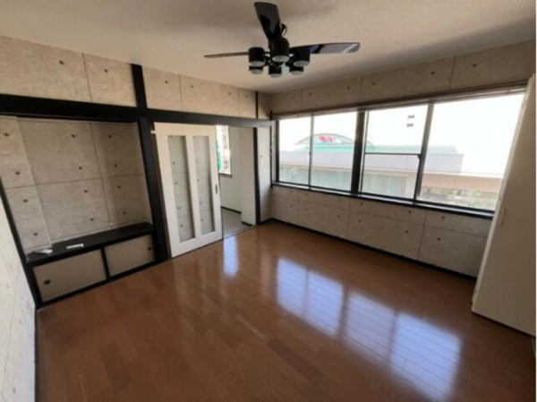 小矢部市石動町、中古一戸建ての内装画像です