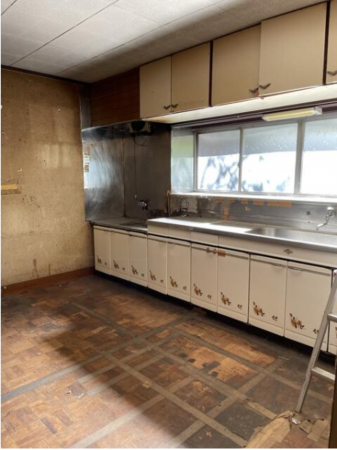 砺波市広上町、中古一戸建てのキッチン画像です