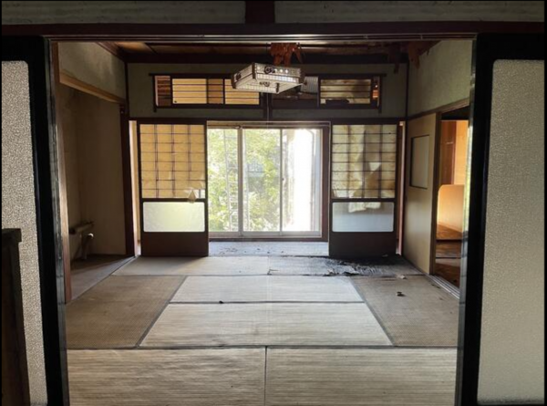 砺波市広上町、中古一戸建ての内装画像です