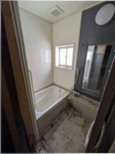 南砺市北川、中古一戸建ての風呂画像です